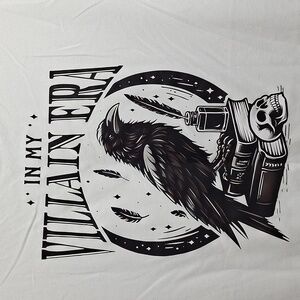 Villan tshirt size xl Shein